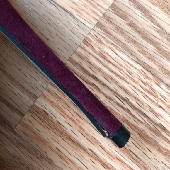 Aldo 4.5 inch suede heels in wine red color - Picture 7 of 7